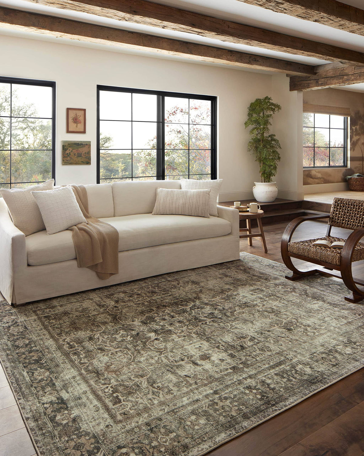 Loloi Sinclair Pebble Taupe Rug
